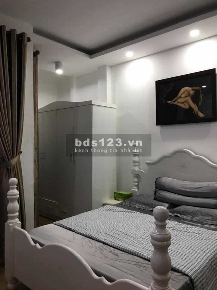 Cần bán gấp nhà phường 13 Quận 6