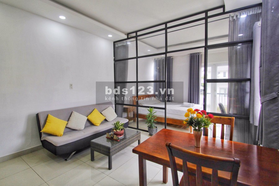 Căn hộ Thảo Điền Q2 ban công 1PN 40m2 full đồ.