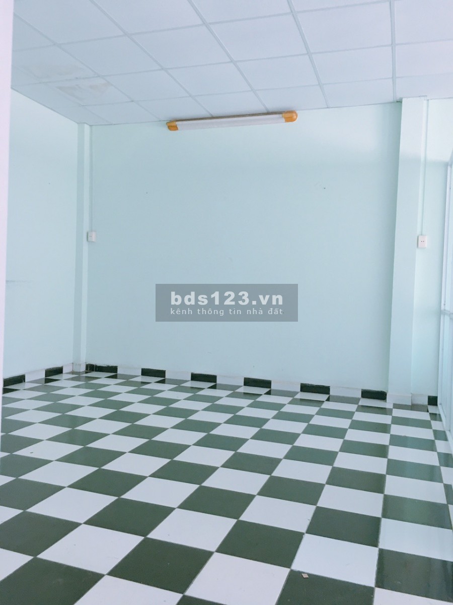 Cho thuê nhà nguyên căn MT đường Phan Bá Phiến quận Tân Bình, (7x15m)