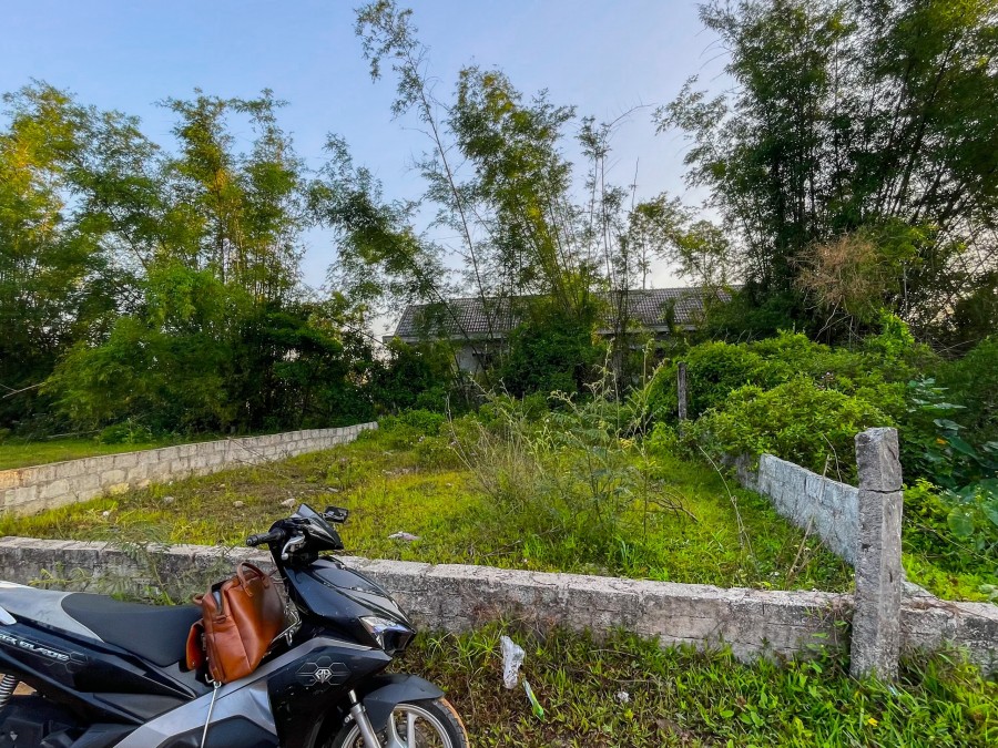 Đất Kiệt Oto Nguyễn Viết Xuân, Thuỷ Phương.