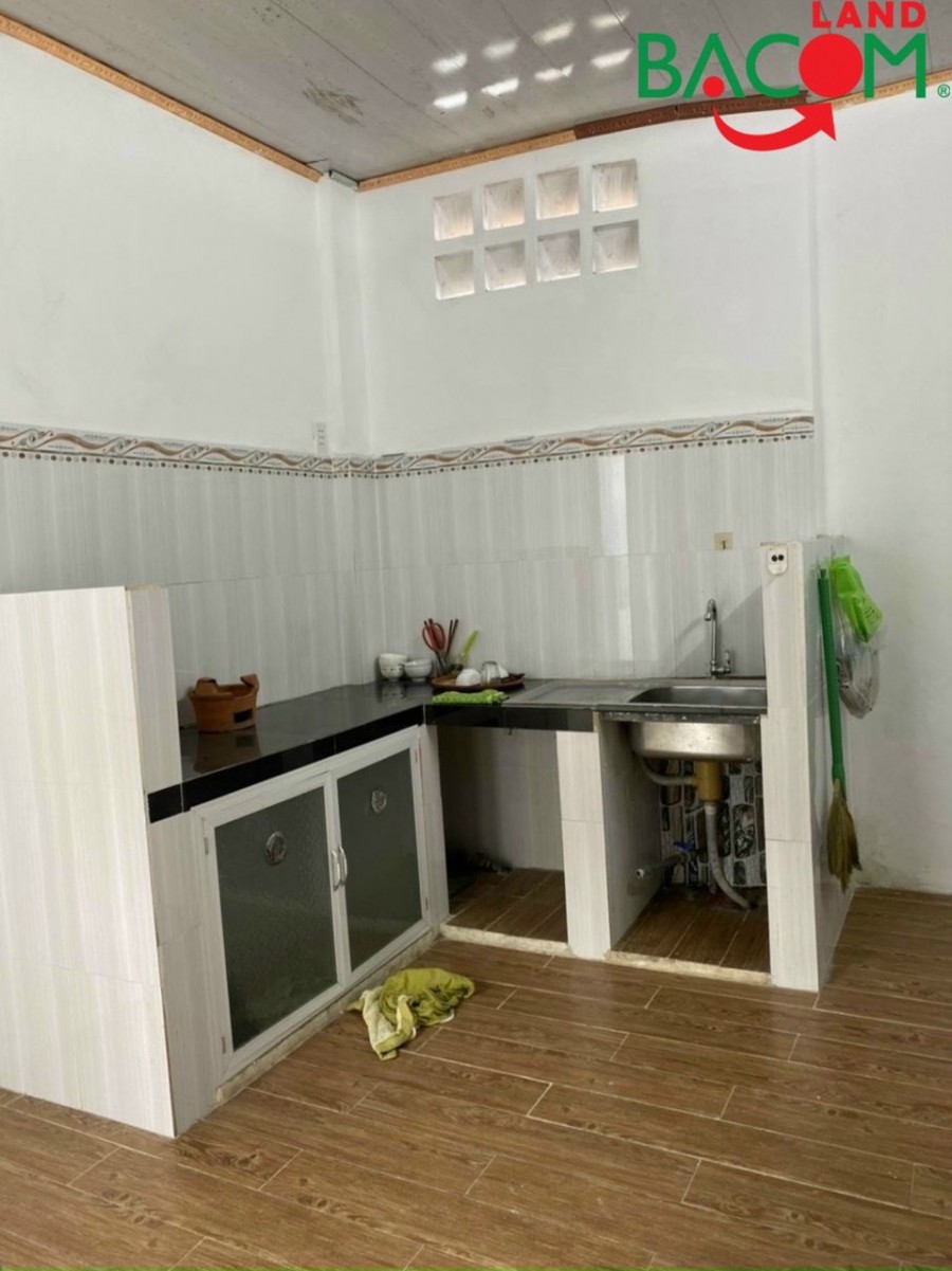 Cần bán nhanh căn nhà gần chợ 57 diện tích 78m2 giá 1.78 tỷ