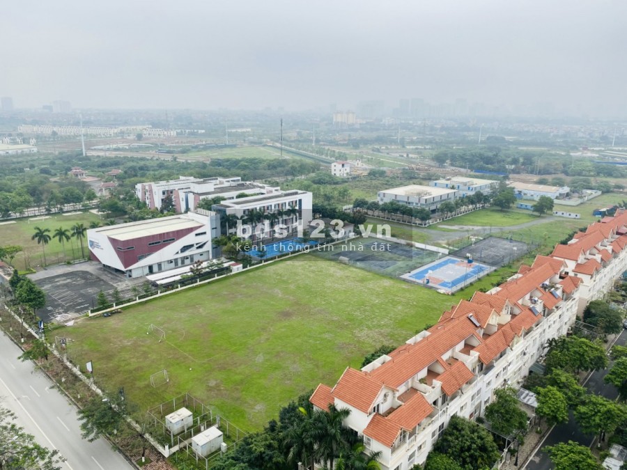 Chính chủ cần bán mảnh đất 60m2, Tân Xã Thạch Thất, sát vách công nghệ cao, full thổ cư giá 749tr oto tránh