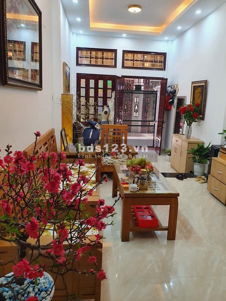 Bán gấp nhà Hoàng Như Tiếp, Về ở ngay, nhà 42m2 x 4Tầng giá chỉ tử 3.6 tỷ.