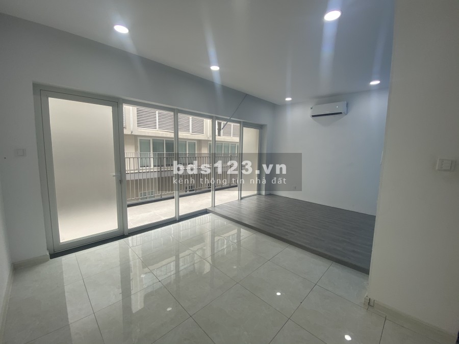 Cho thuê nguyên căn nhà phố thương mại SariTown SALA hầm trệt 4,5 lầu có thang máy DTSD hơn 400m2