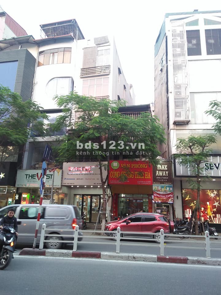 Bán nhà 3 tầng MP Nguyễn Lương Bằng DT 86m2 MT 4,5m giá 21 tỷ. LH 0912442669