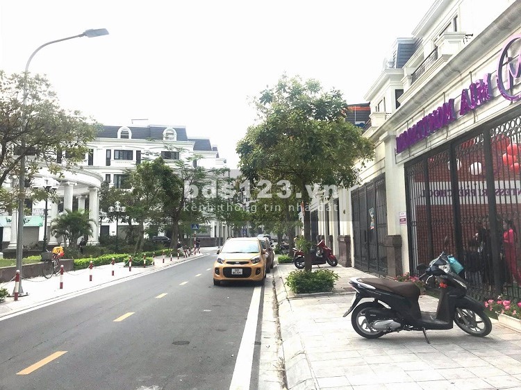 Bán biệt thự Tố Hữu, vỉa hè, ô tô. 194m2 4T giá 24 tỷ