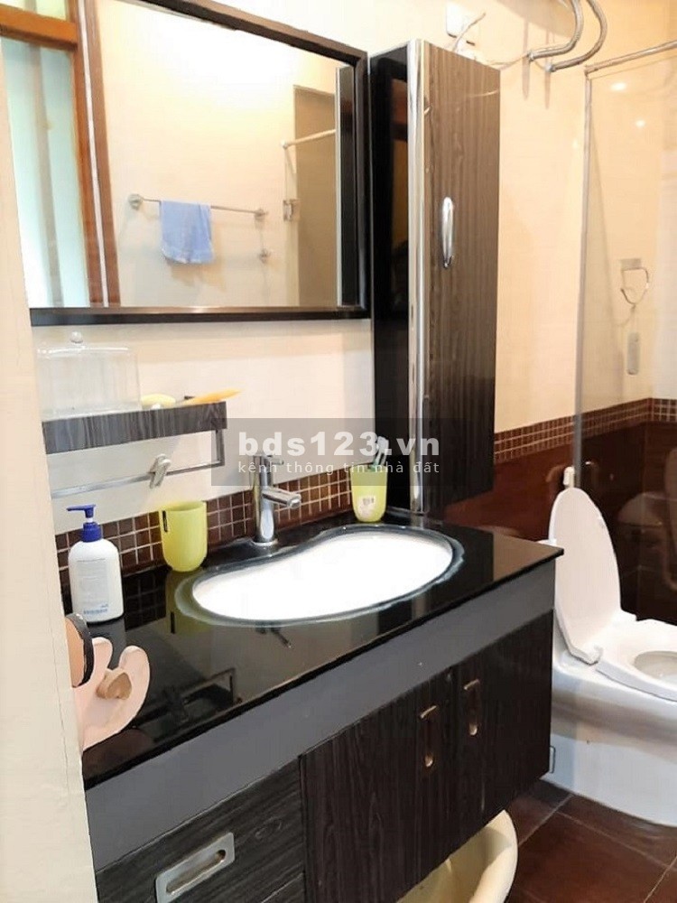 Bán biệt thự Tố Hữu, vỉa hè, ô tô. 140m2 4T giá 15 tỷ
