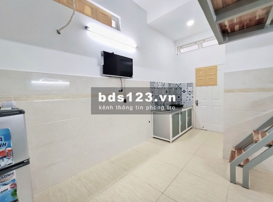 Chung cư mini có gác có thể ở tối đa 4 người - đầy đủ nội thất Thống Nhất GV