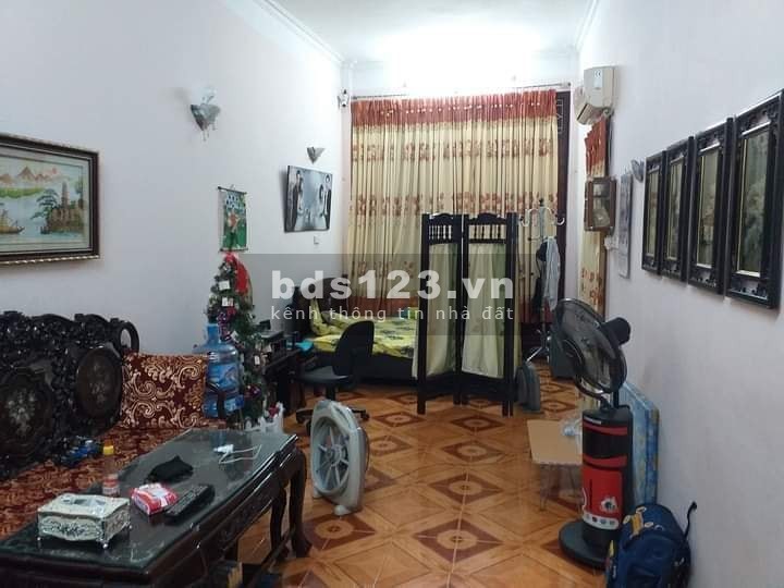 NHÀ CỰC NÉT TẠI GIÁP BÁT. 48M2. MUA LÀ GIÀU
