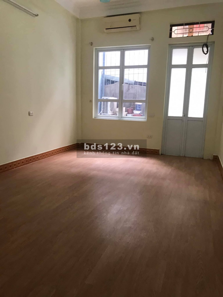 CHÍNH CHỦ CẦN TIỀN NHỜ BÁN NHÀ PHỐ ĐỊNH CÔNG THƯỢNG GẦN 40M2 4 TẦNG CHỈ 2 TỶ HƠN