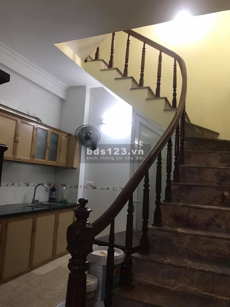 CHÍNH CHỦ CẦN TIỀN NHỜ BÁN NHÀ PHỐ ĐỊNH CÔNG THƯỢNG GẦN 40M2 4 TẦNG CHỈ 2 TỶ HƠN