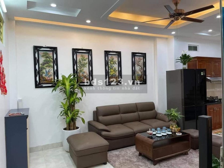 Tôi cần bán nhà Hồ Tùng Mậu – Lê Đức Thọ, 31m ,5 tầng , Kinh doanh, hơn 3 Tỷ