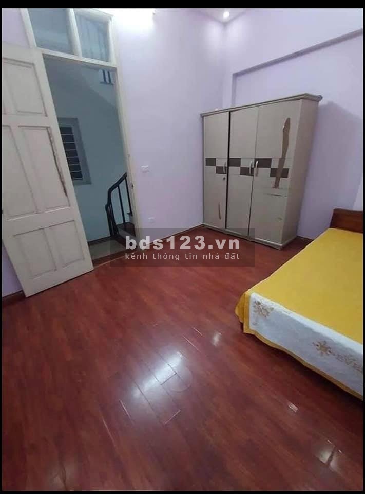 NHÀ ĐẸP CẦU GIẤY 5T- ĐẦY TIỆN ÍCH- MỚI LONG LANH -3.15 TỶ