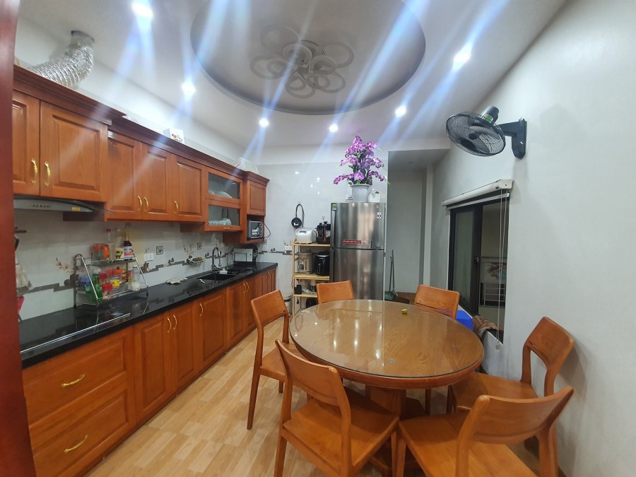 Bán nhà mới đẹp Lê Đức Thọ 58m x 5T x MT 5.5, full nội thất, nhỉnh 5 tỷ