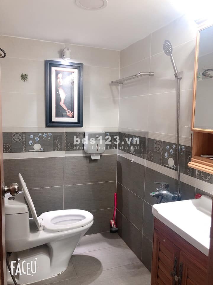 Bán nhà mặt tiền khu vực kinh doanh Quận 4 54m2 giá chỉ 7 tỷ