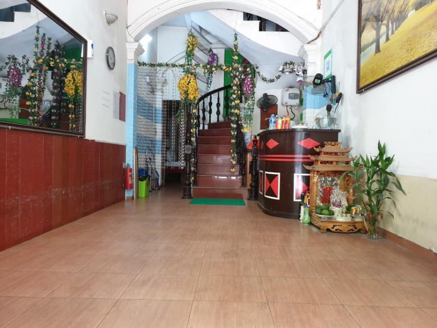 Bán gấp Trung Kính, 45m2, 5 tầng, nhỉnh 8 tỷ, kinh doanh siêu ra tiền