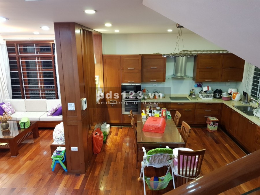 Nhà mặt phố Đào Tấn, VIP Ba Đình, dt 105m2, 3 tầng, 6.1m MT, 65 tỷ, LH 0839844444