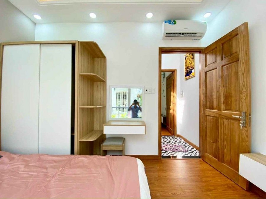 Cực hiếm, bán gấp căn nhà mới xây 110m2, sổ riêng, 1 lầu