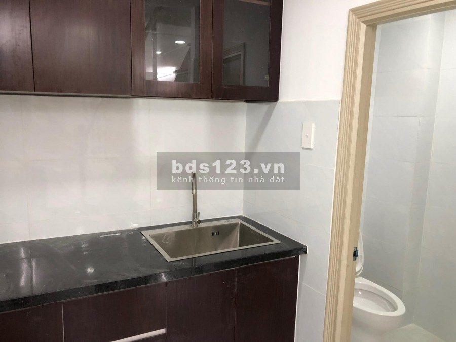 CÁCH MẶT TIỀN 20M TRUNG TÂM Q10 HẺM NHỰA 4M CHỈ 4.55 TỶ