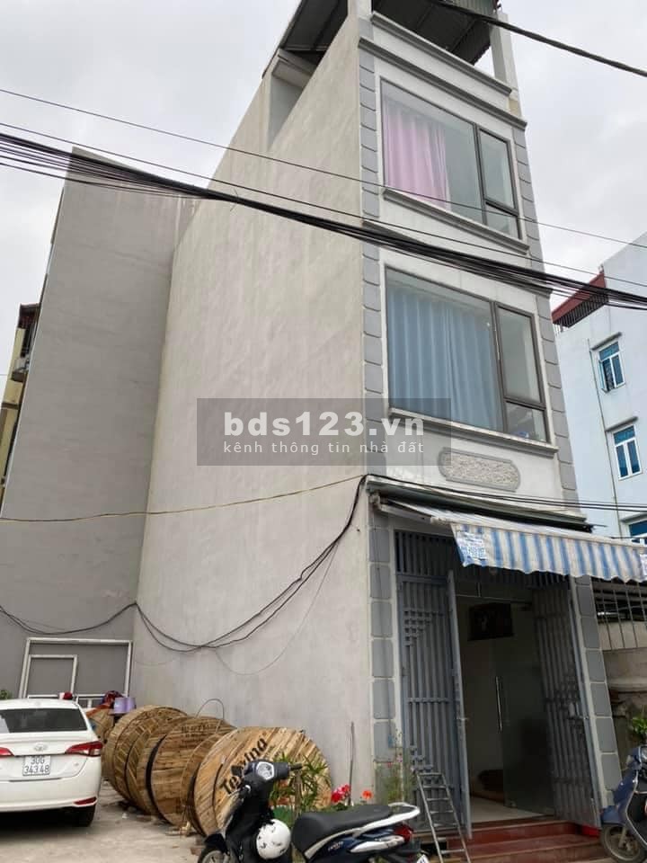 Giảm giá sốc chỉ hơn 2 tỷ. Nhà 4 tầng, ô tô, Ỷ la, Hà đông.