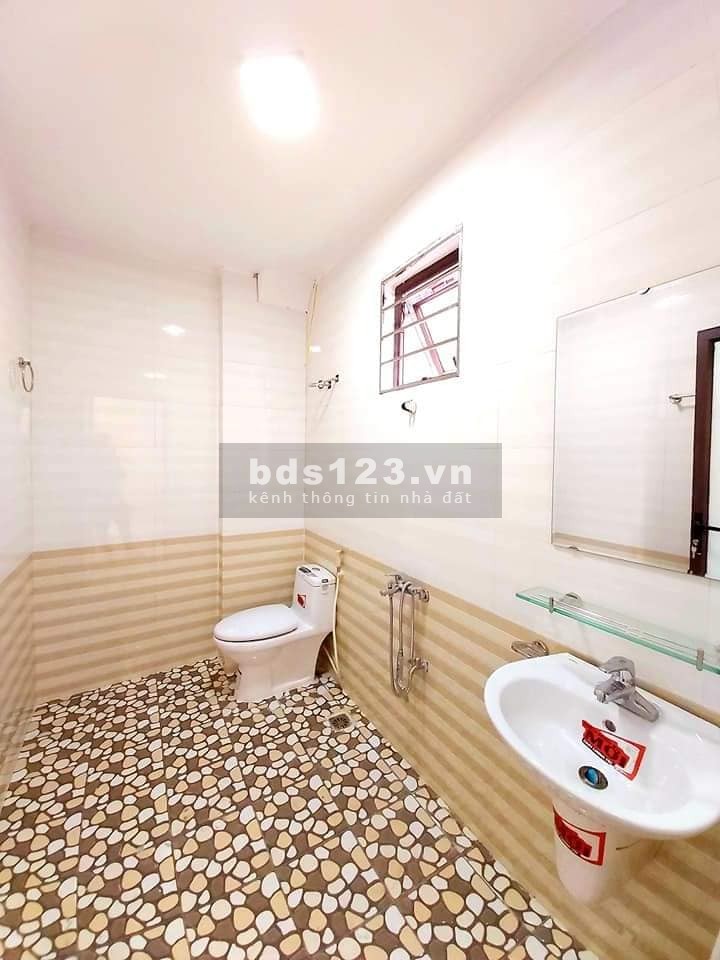 Phố Giáp Nhị DT 32m2 5 tầng MT 4.5 chỉ 2.93 tỷ. Nở Hậu. Siêu Đẹp. Ở Ngay. Giá Rẻ