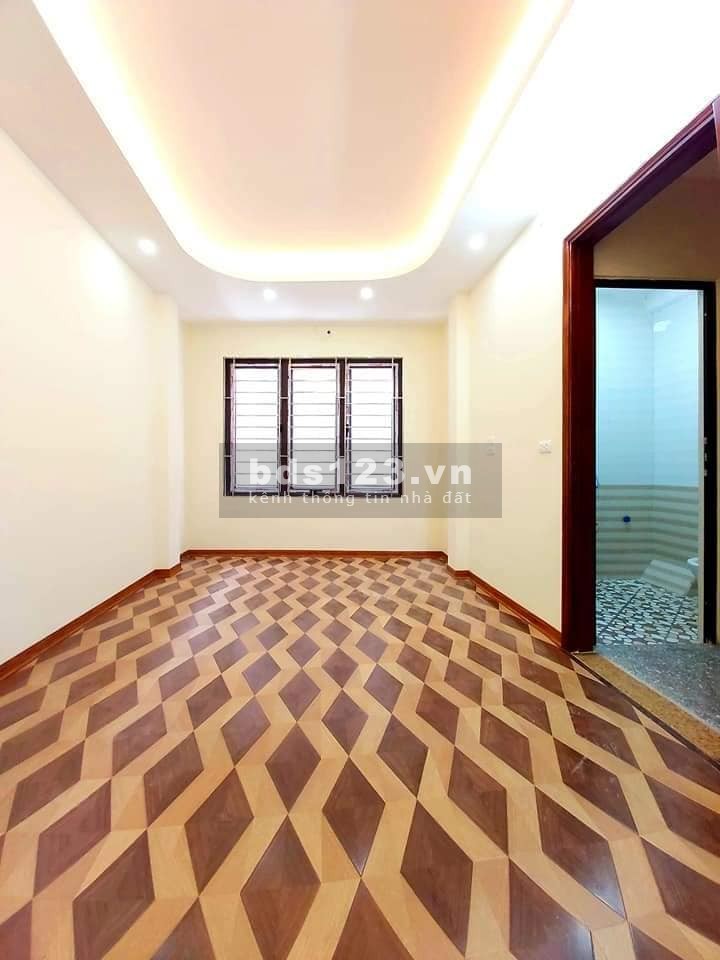 Phố Giáp Nhị DT 32m2 5 tầng MT 4.5 chỉ 2.93 tỷ. Nở Hậu. Siêu Đẹp. Ở Ngay. Giá Rẻ