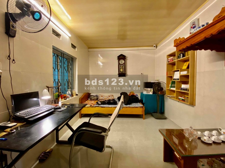 NHÀ MỚI PHÂN LÔ GARA 7 CHỖ KINH DOANH VĂN PHÒNG. GIÁ 4 TỶ