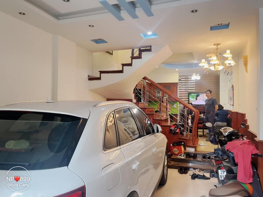 Bán nhà Liễu Giai, TT Ba Đình. Gara, kinh doanh, hàng xóm Lotte Đào Tấn, giá chỉ 12 tỷ.