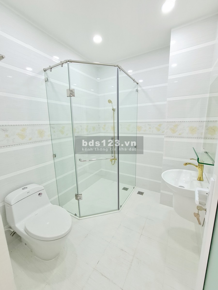 Bán nhà HXH 8m đường Hòa Bình, 90m2(4.1x21.5), 4 tầng, GIÁ CHỈ 8.9 TỶ, LH 0914648319