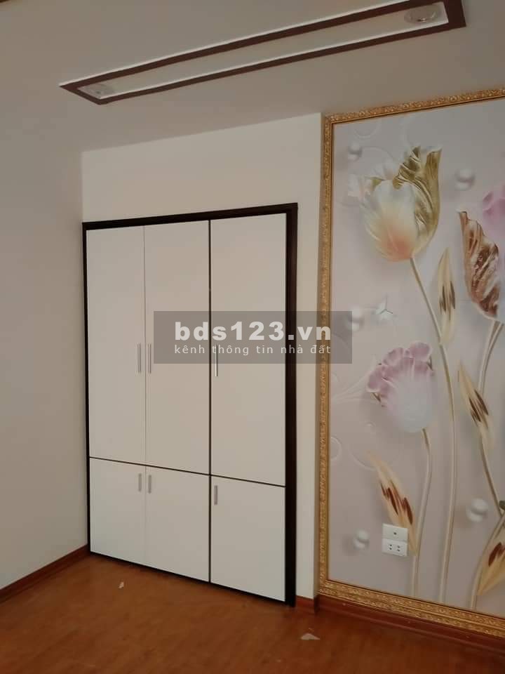 Phan Đình Giót 30m2x 5 tầng MT 5.5m cách trục chính Quang Trung 100m giá 3.2 tỷ