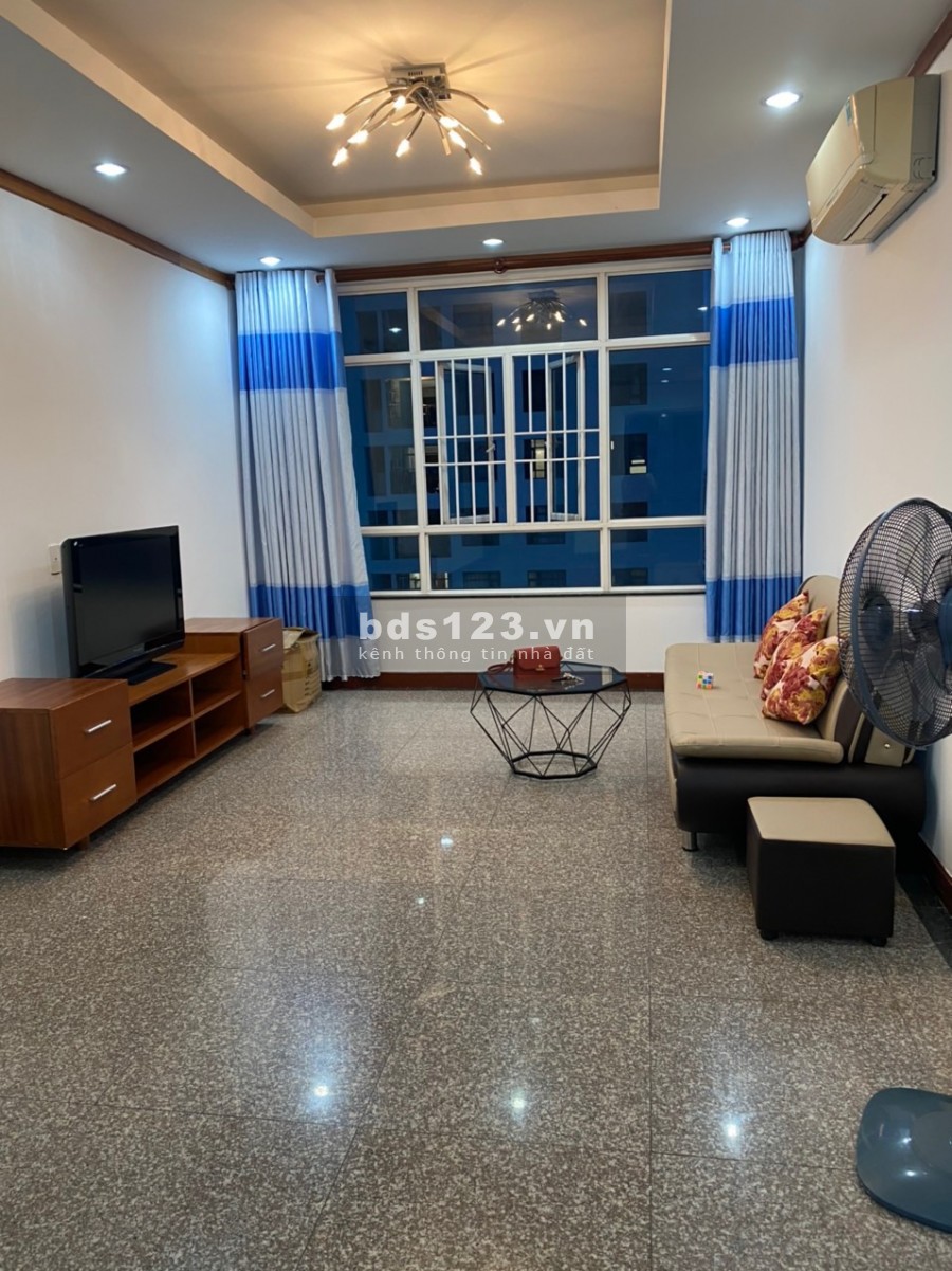 Bán Gấp căn hộ Giai Việt 125m2 full nội thất