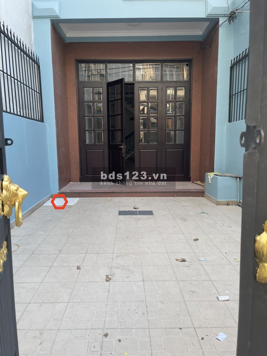 Nhà HXT Điện Biên Phủ 4.2x26m, trệt, 3lầu. chỉ 30tr.