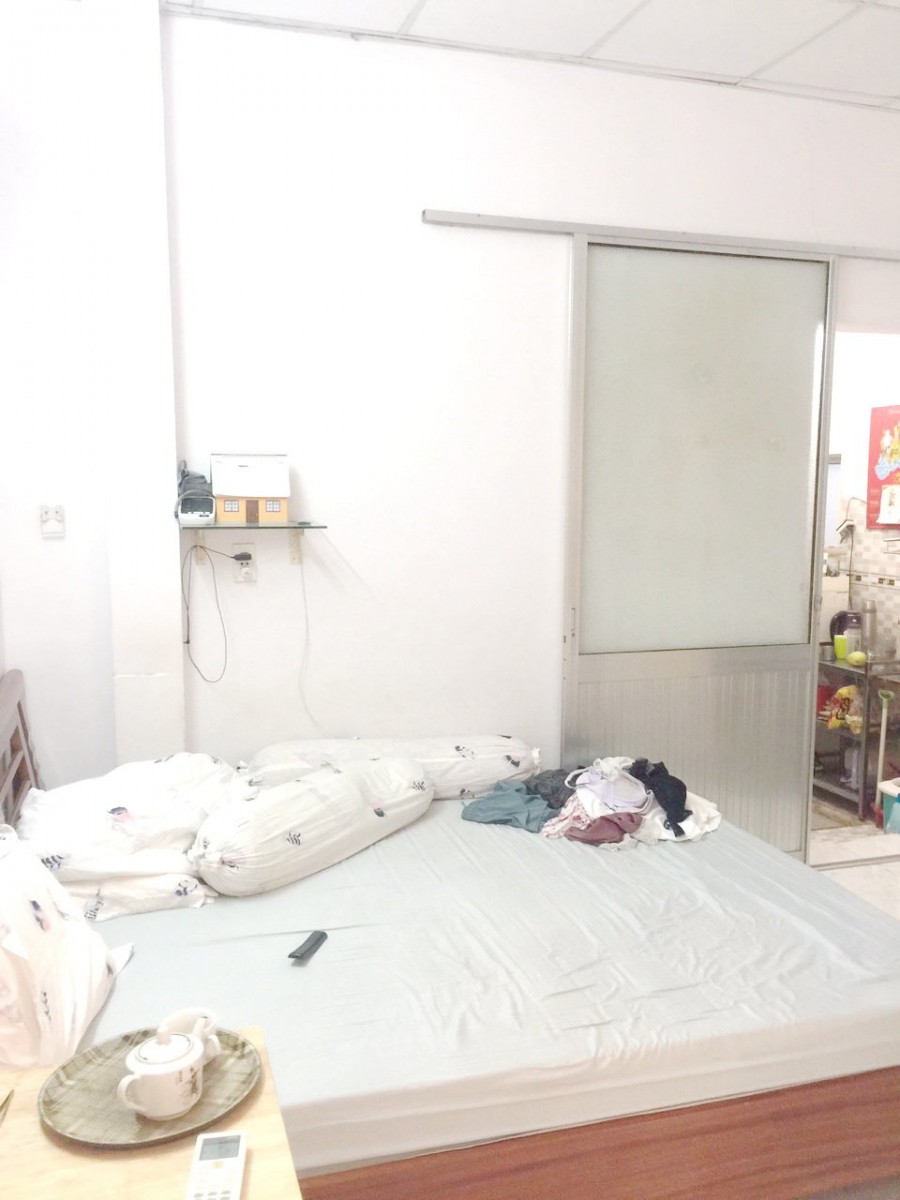 Nhà Bán: Hẻm 137 Âu Dương Lân Phường 2 Quận 8