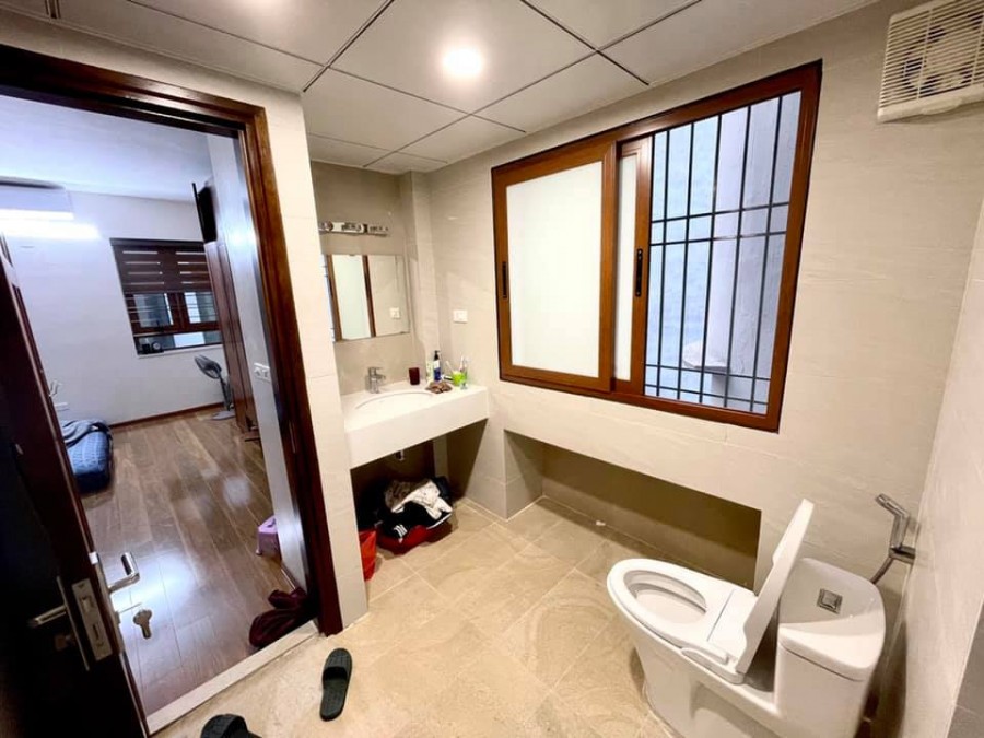 Hoàng Văn Thái 38M2 x MT: 4.5m x Kinh Doanh, Mặt Ngõ Thông, Ô tô qua nhà, Giá Thanh Lý.