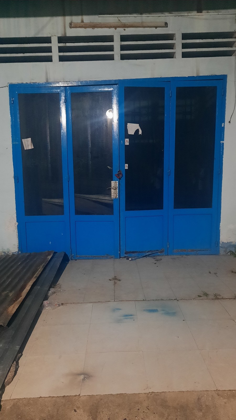 HXH chính chủ ngộp bank bán nhanh 80m2 không lộ giới sổ vuông vức giá 2,8tỷ