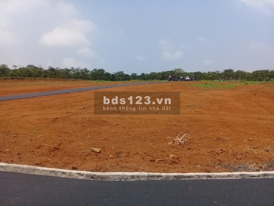 Bán gấp 500m2 đất ngay Nguyễn Văn Cừ Lộc Phát chỉ 8tr/m2