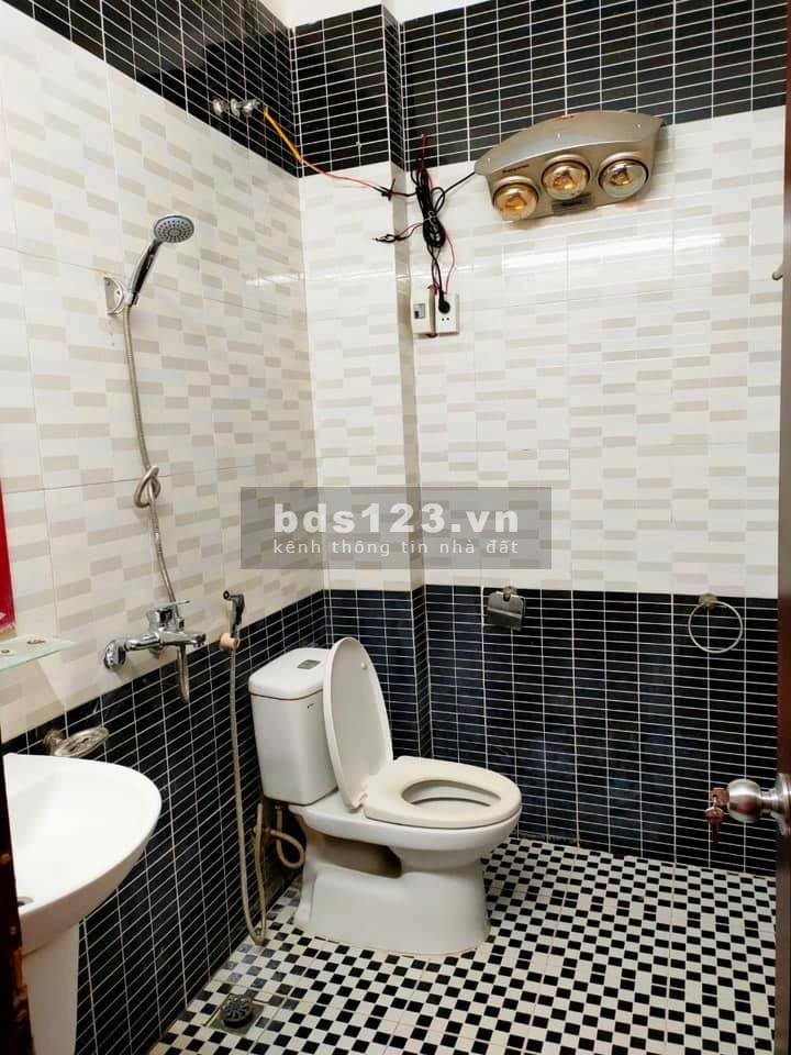 Bán nhà Minh Khai đối diện Time city dòng tiền tốt