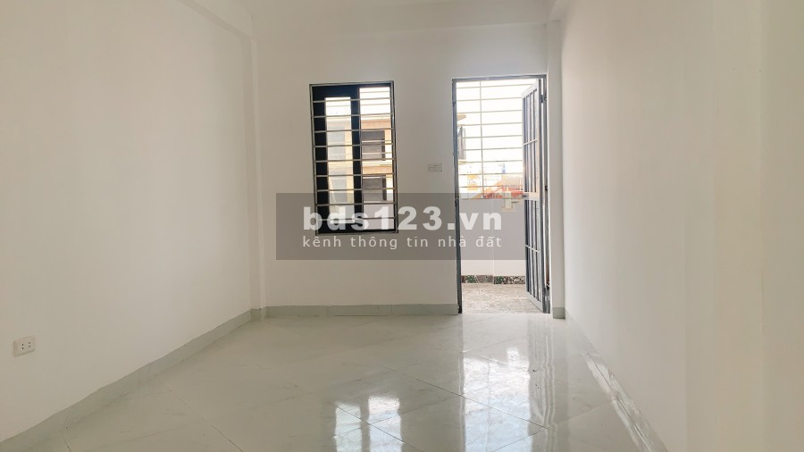 Bán nhà xây mới gần ngay mặt ngõ ôtô An Dương Vương- Phú Thượng full nội thất, Giá 2,25 Tỷ. LH 0966286718