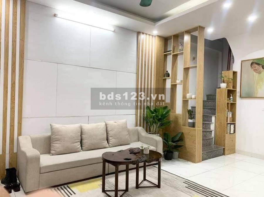 Bán nhà xuân la,ngõ thông, bagac, 40m2, mt 4,8m,7 tỷ