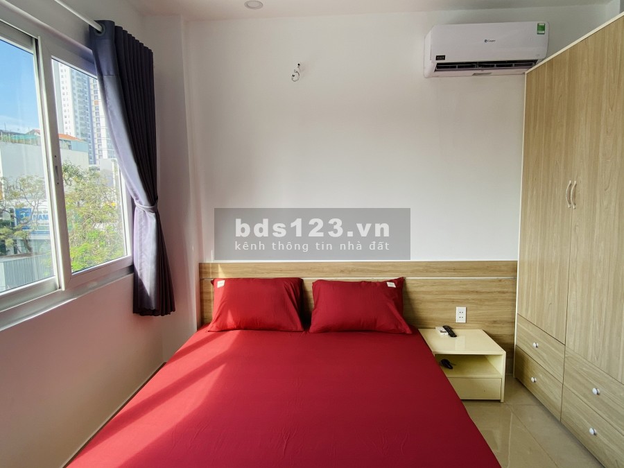 Căn 1phòng ngủ và bếp riêng biệt, cửa sổ lớn view đẹp tòa chính chủ