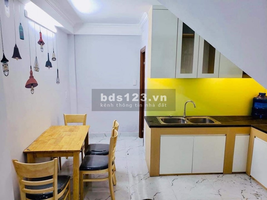 Cần bán nhà đường Ngô Gia Tự, P 9 Q 10, 40m2 3 tầng nhỉnh 5 tỷ - 0972010495