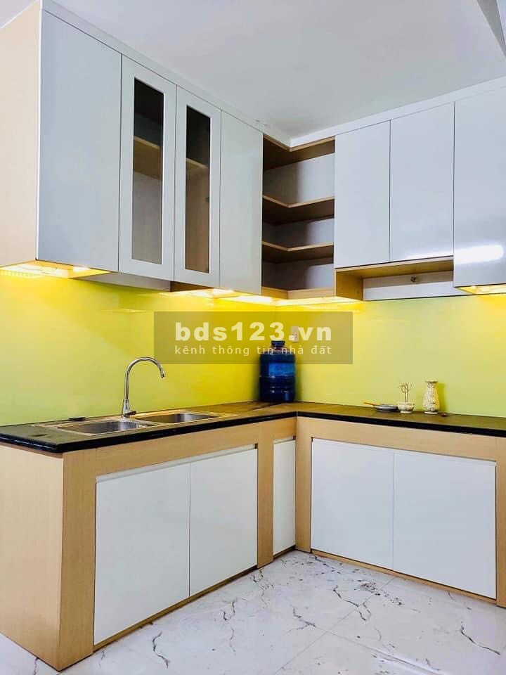 Cần bán nhà đường Ngô Gia Tự, P 9 Q 10, 40m2 3 tầng nhỉnh 5 tỷ - 0972010495