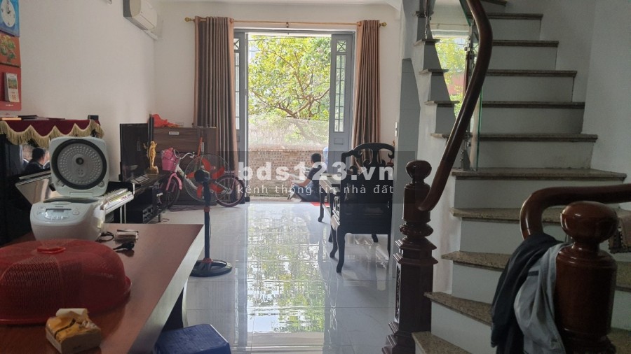 NHÀ Ô TÔ đỗ, NGÕ THÔNG Cổ Linh Bát Khối 44m2 4 tầng giá 3.05 tỷ