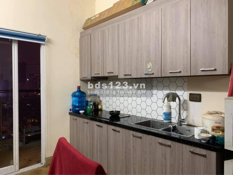 Căn hộ cho thuê Sakura 47 Vũ Trọng Phụng: 96m2 2pn đồ cơ bản, giá 9 triệu/tháng. LH:0932477586