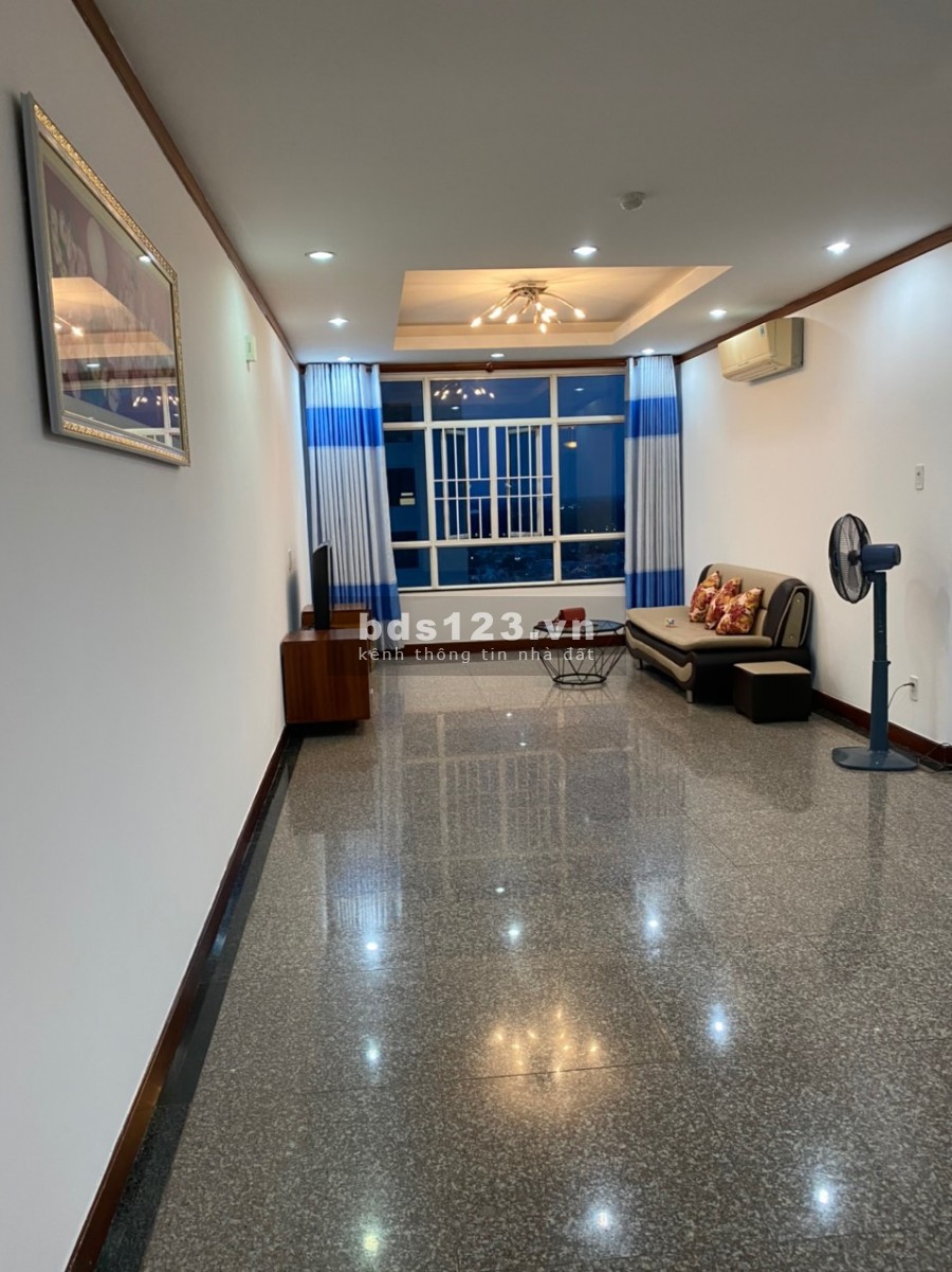 Bán Gấp căn hộ Giai Việt 125m2 full nội thất