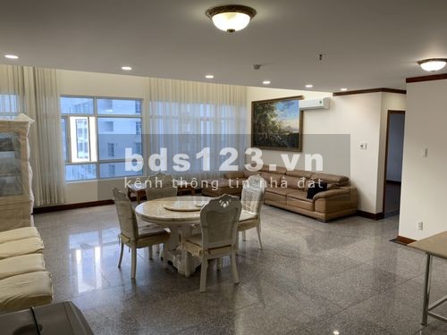 Bán căn hộ Hoàng Anh 1 đủ nội thất, 3 phòng ngủ, giá 2.8ty