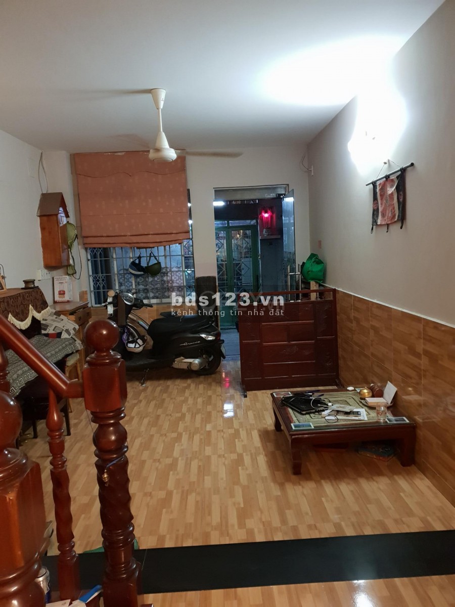 Nhà đẹp Quận 1 vào ở ngay, thích hợp kd online, sát mặt tiền Hai Bà Trưng, ngay chợ tân định, 15tr