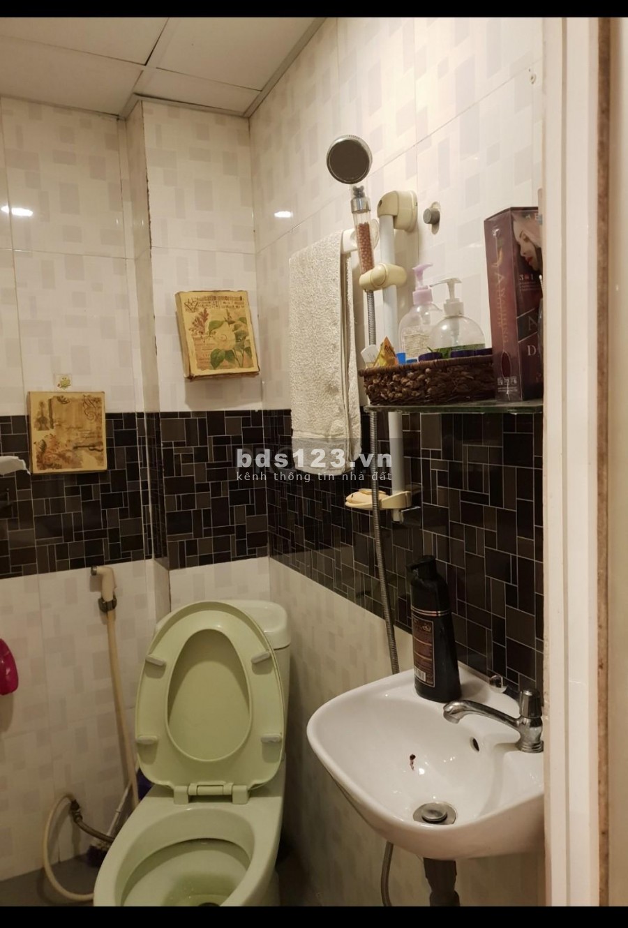 Nhà đẹp Quận 1 vào ở ngay, thích hợp kd online, sát mặt tiền Hai Bà Trưng, ngay chợ tân định, 15tr
