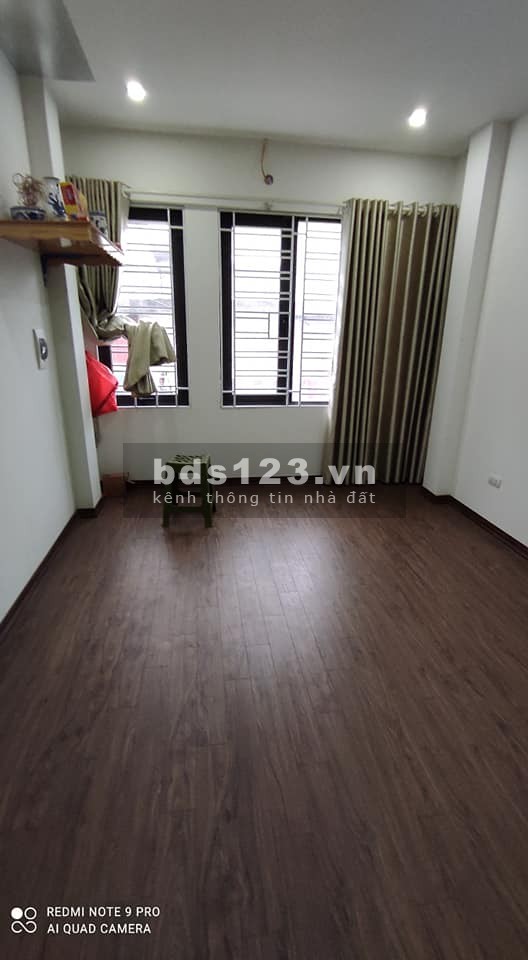 Bán gấp nhà phố Nguyễn Sơn, Long Biên, Hà Nội.