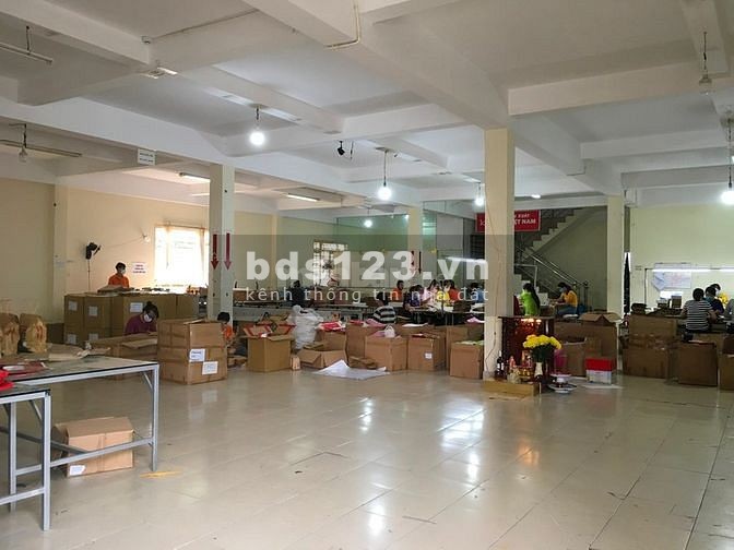 -Cho thuê kho 700m2 Quận Thủ Đức. đường Hiệp Bình